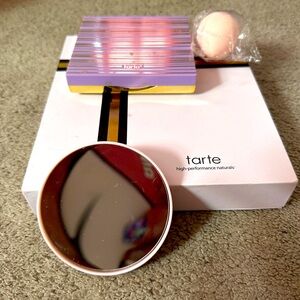 NWT-Tarte High-Performance Set with Purple and Gold Palette